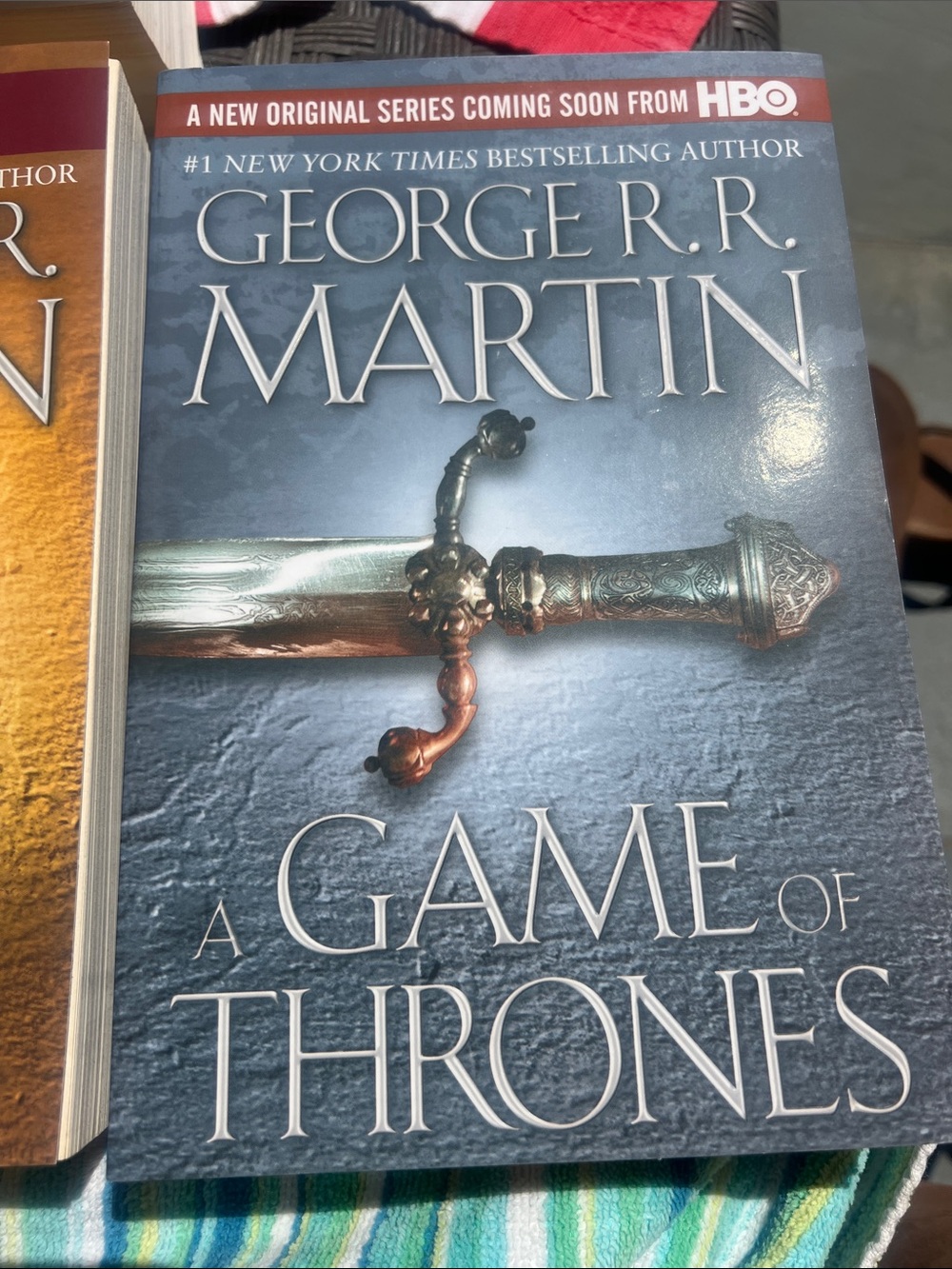 A Game of Thrones - Blue Cover Book One a Song of Ice & Fire
